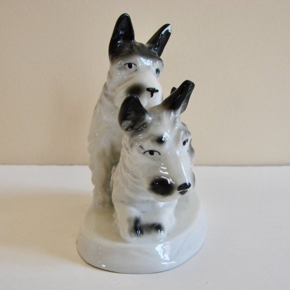 Scottish Terriers Scottie Schnauzer Dogs Figurine 7117 Carl Scheidig Germany - Picture 2 of 11